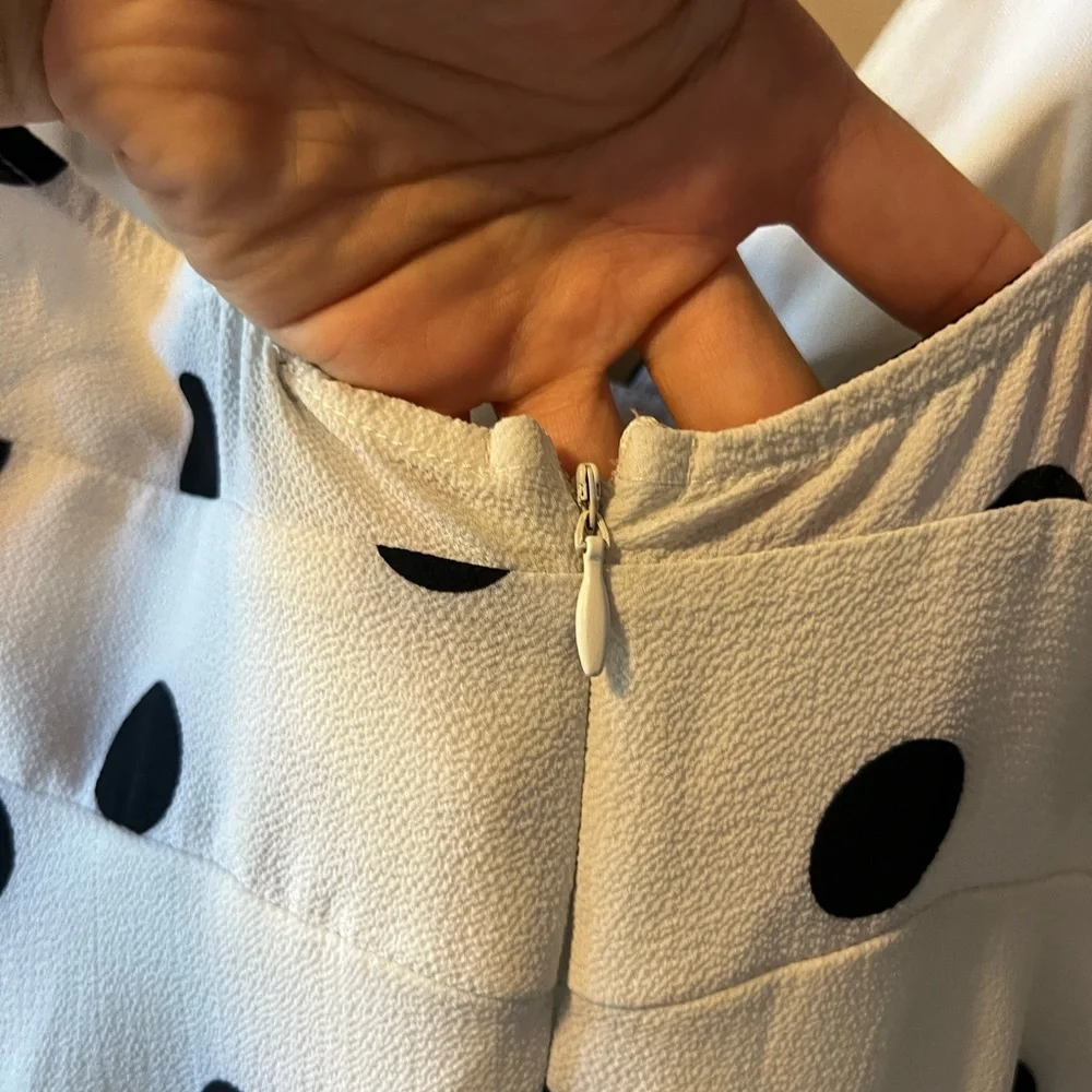 Dress - Picture 5 of 16